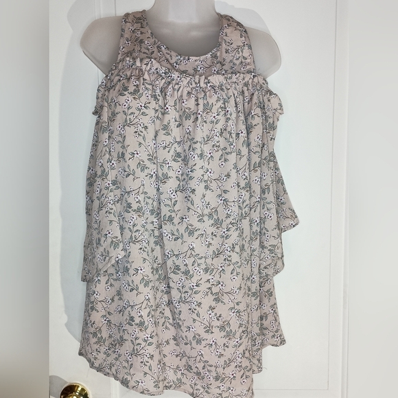 2/$30 Chic Y2K Cottage Ruffled Floral SONJA BETRO cold shoulder top (#1,104) - Picture 1 of 12